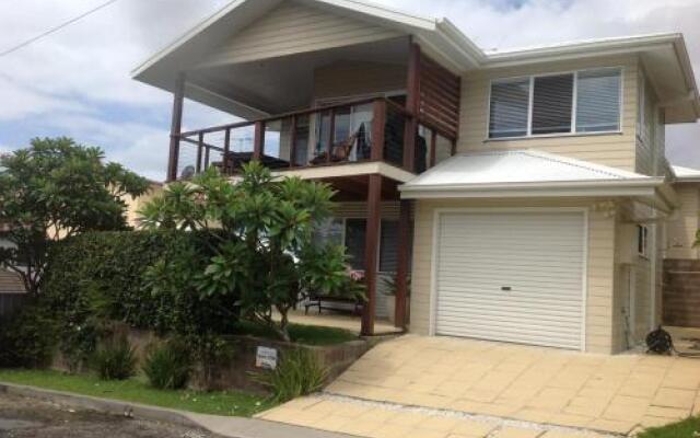 Beach Club 2, 5 Gowing Street