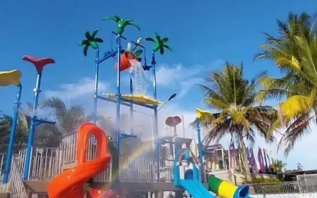 Eduardo's Resort