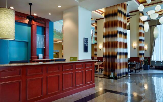 Hilton Garden Inn Charlotte Uptown