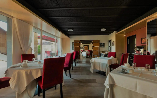 Le Chateau De Besseuil