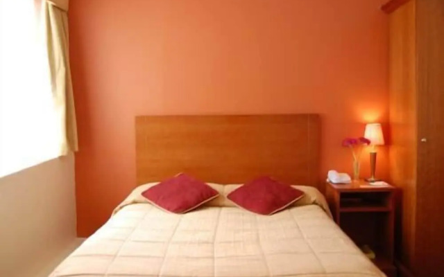 Saffron Suite And Kitchen