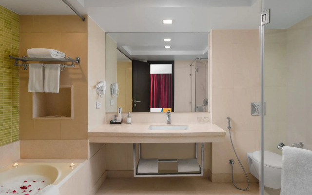 Golden Tulip Gurgaon - Sector 29