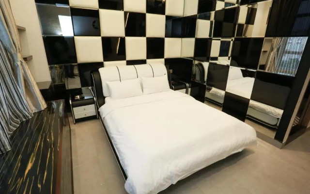 Shantou Leyi Express Hotel