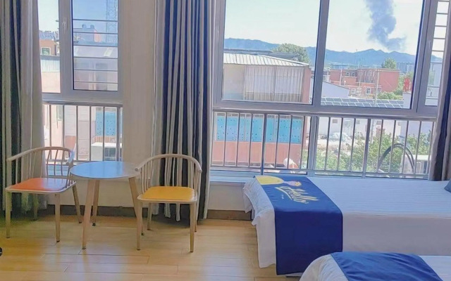 7Days Inn Hotel (Huailai Donghuayuan)