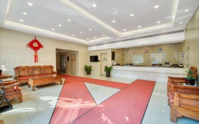 Q+ Bailing Ejia Business Hotel (Shanghai International Tourism Resort)