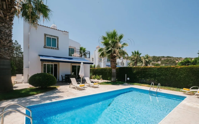 Cleopatra Villa