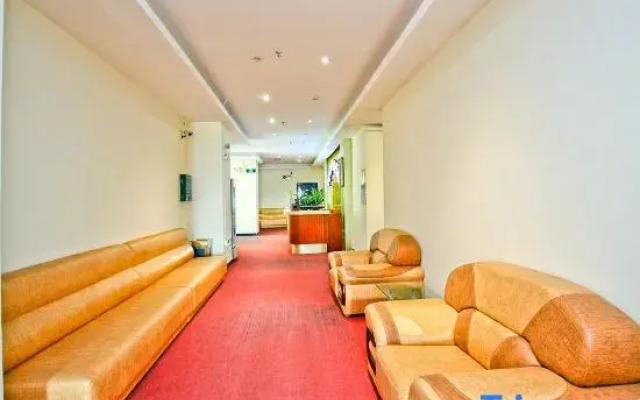 Tianhuiduo Business Hotel