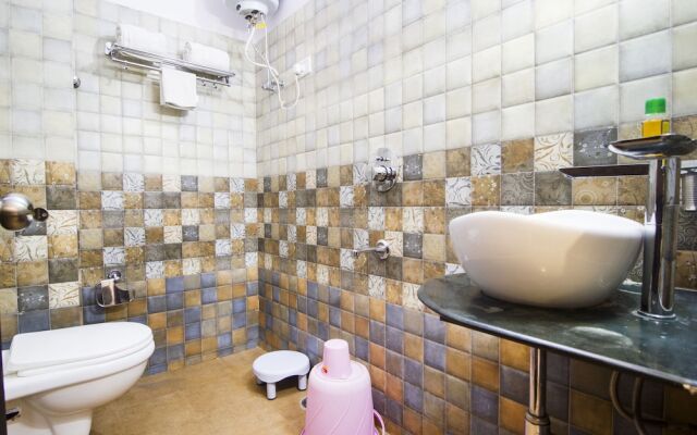 Hotel Deepak Residency