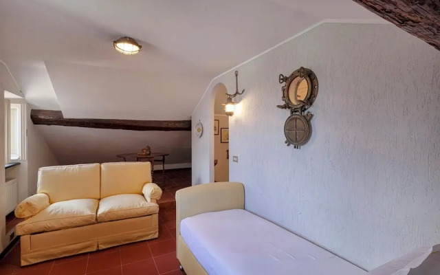Seaview Apartment near the Castle