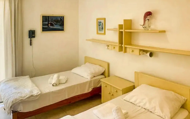 Sea and sun Views 2bd Apt Marsalforn Gozo