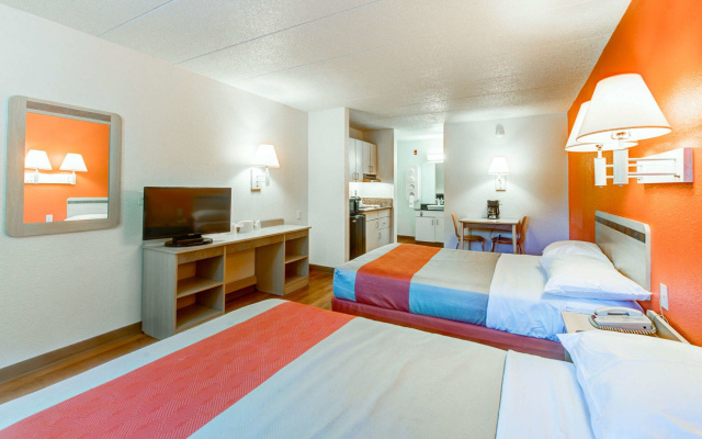 Motel 6 Norfolk, VA