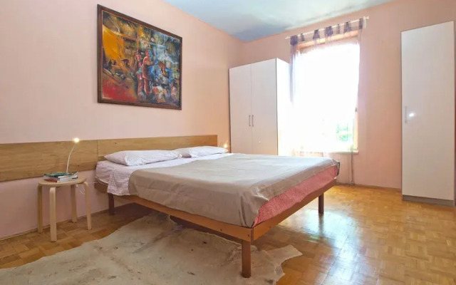 Apartment 1635
