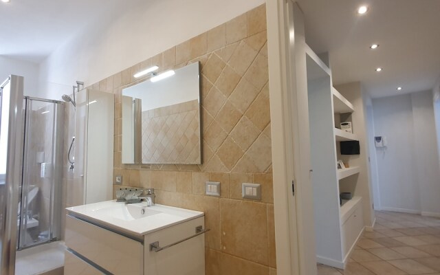 BnButler - Venini 14