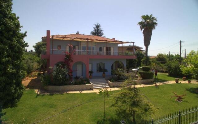 Giorgos house
