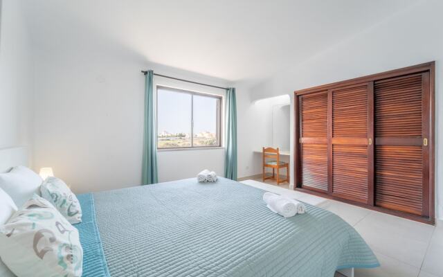 Apt. 89-A São Rafael by HelloVacations