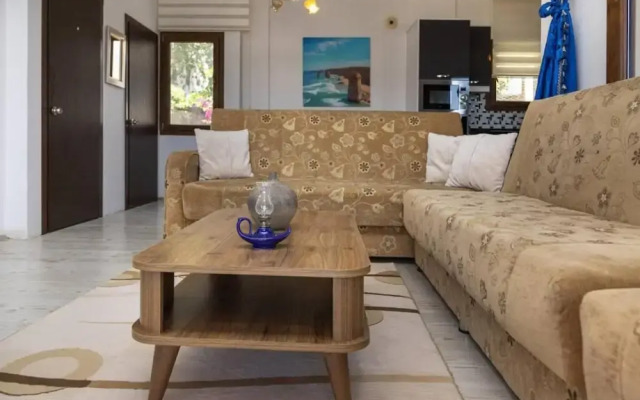3 BR Comfy House with Peaceful View in Yalikavak