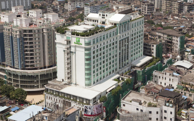 voco Guangzhou Shifu by IHG