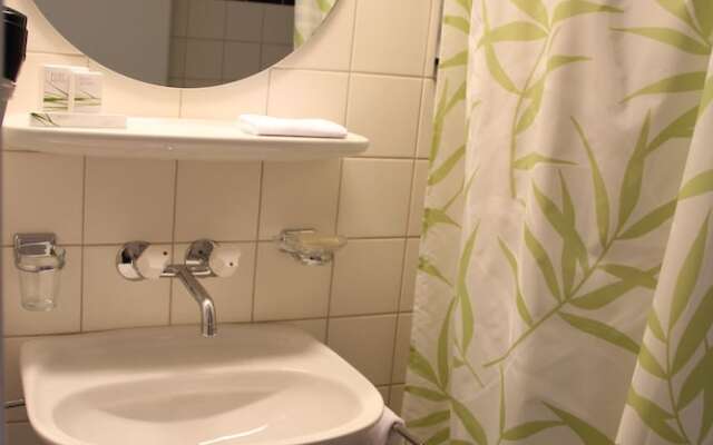 Waldhaus*** Hotel im Deltapark Vitalresort
