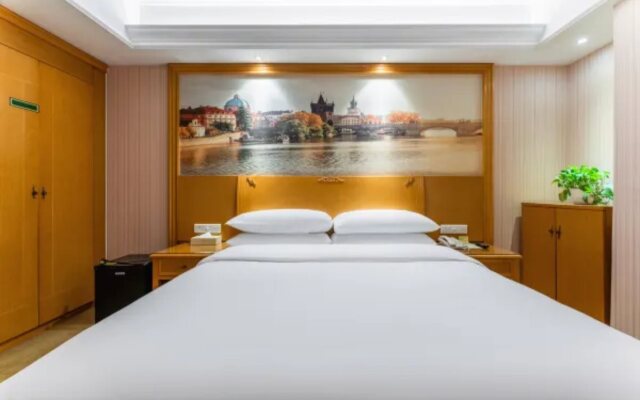 Vienna Hotel Wuhan Lengjiao Lake Wanda Metro