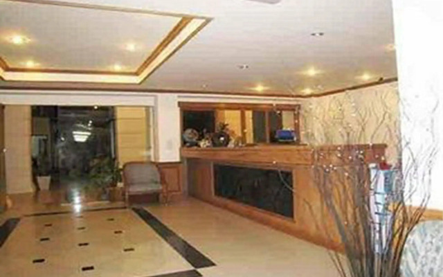 Rafael Mansion Bangkok Aiport