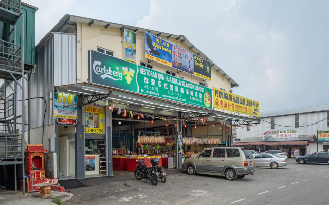 Z&H Homestay by OYO Rooms