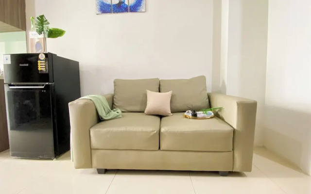 Simply Look 2Br Apartment At Vittoria Residence