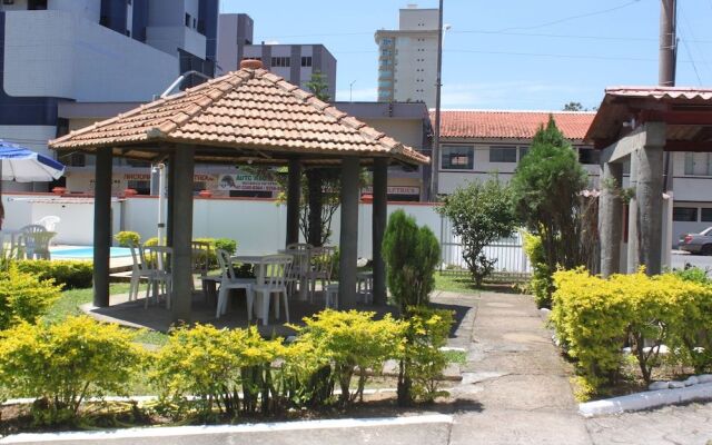 Hotel July