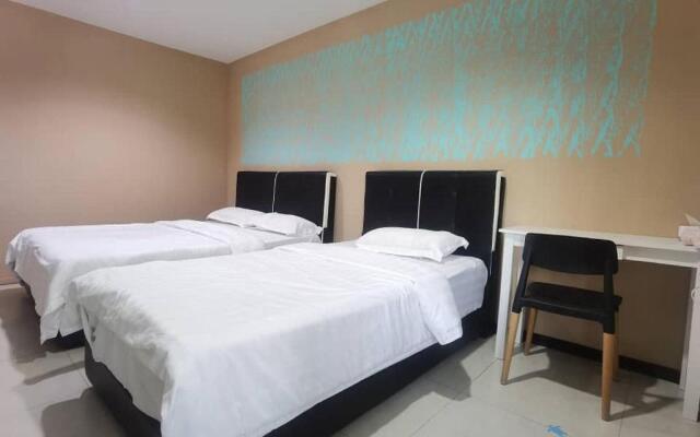 OYO HOME 90667 Chen Room Bs