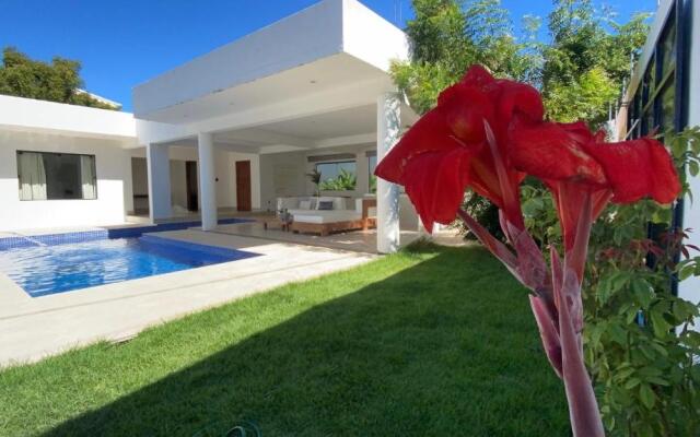 Blanc Residence