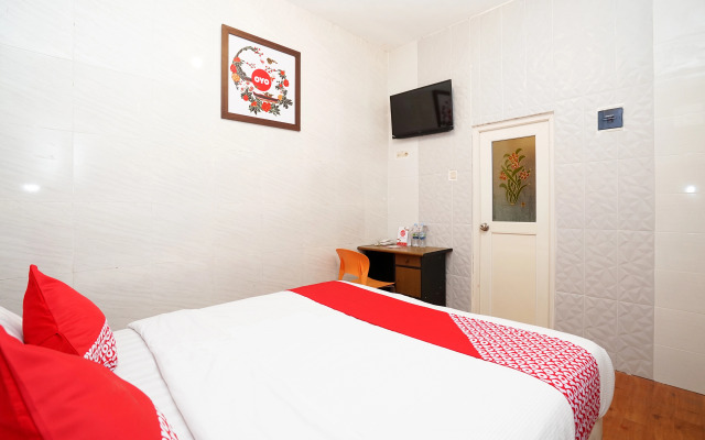 OYO 425 Mojokerto Guesthouse