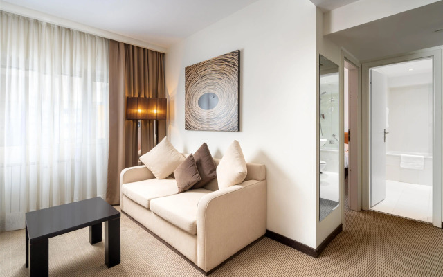 Park Inn by Radisson Bucharest Hotel & Residence