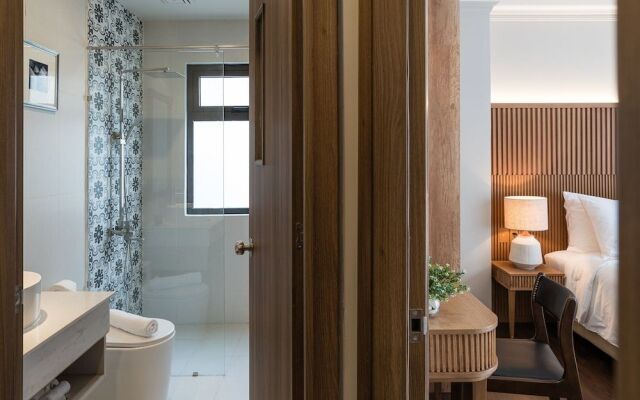 Charmaine's Hotel & Apartment