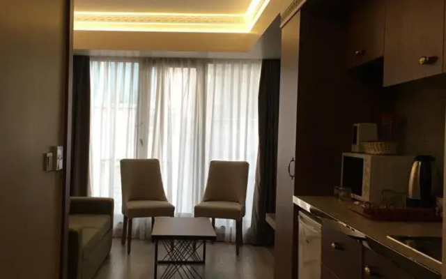Mb Deluxe Suite