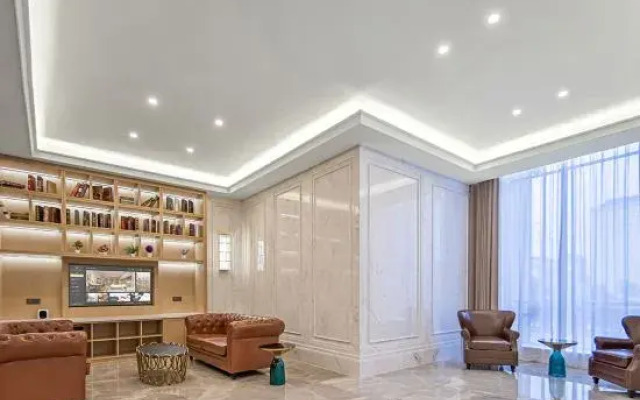 Vienna International Hotel (Linzhou Hongqiqu Avenue Branch)