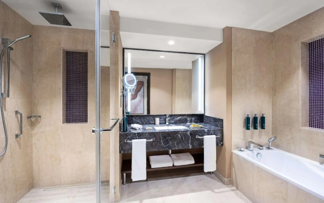 Hilton Al Khobar King Fahd Causeway