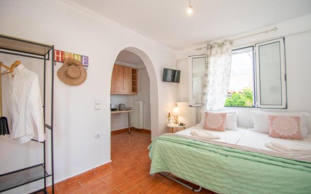 Alavastros Villa Near 3 sandy beaches