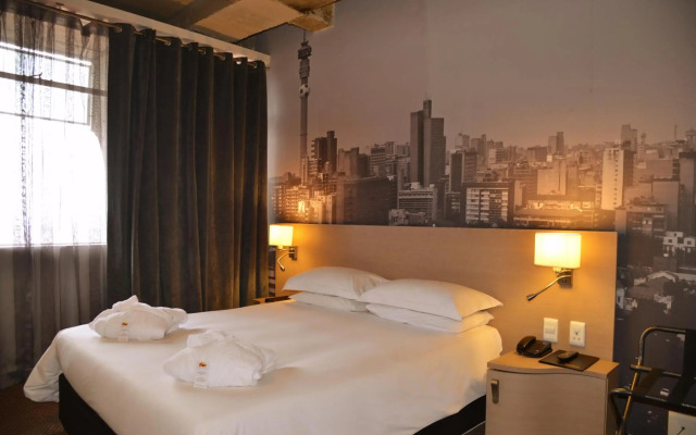 Reef Hotel