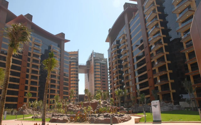 Dream Inn - Tiara Palm Residence 3BR Apartment