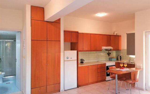 Emerald Apartment 2 Halepa