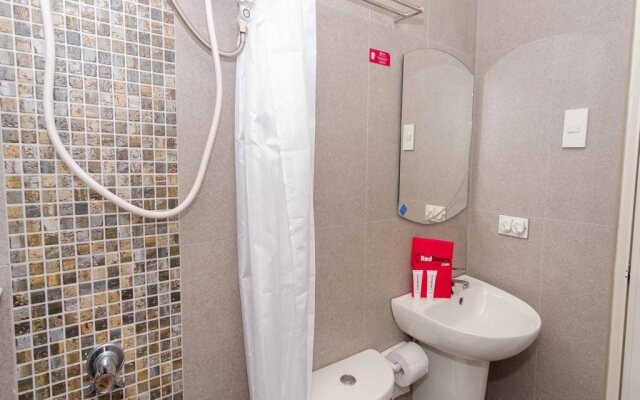 C Plaza Residences by RedDoorz