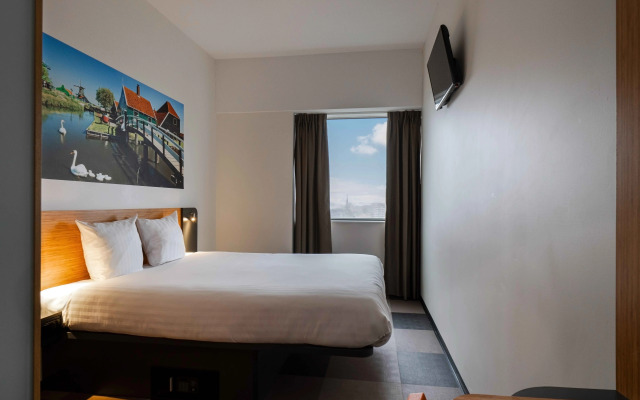 easyHotel Amsterdam Zaandam