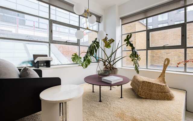 Spacious & Bright Loft Apartment - Shoreditch