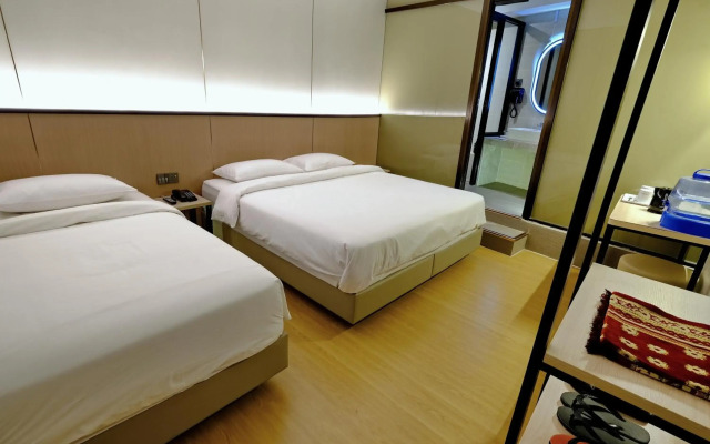 Ming Paragon Hotel