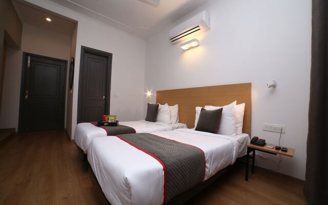 OYO Townhouse 062 Cyber City