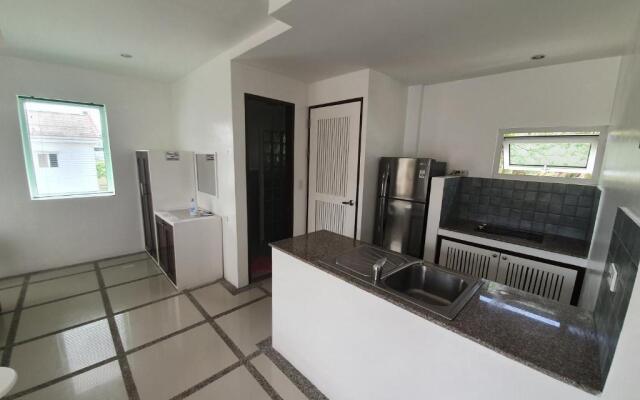 Clubboracay Apartelle