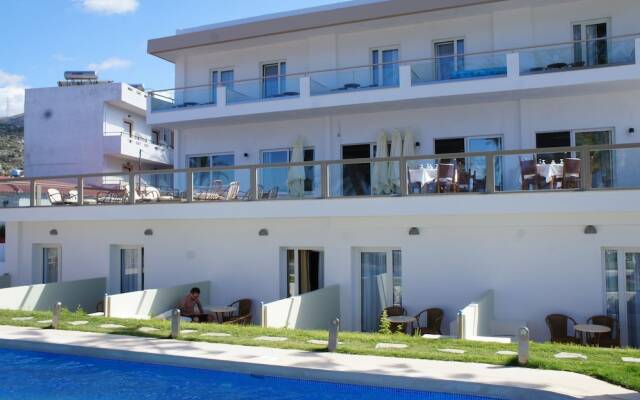 Zeus Hotels Palm Beach