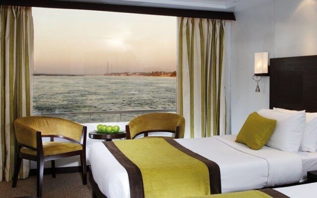 MS Movenpick Royal Lily - Luxor Aswan