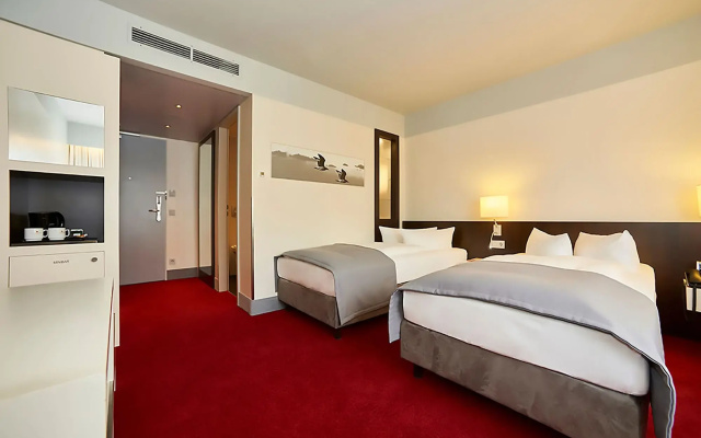 Holiday Inn Berlin Airport - Conference Centre by IHG