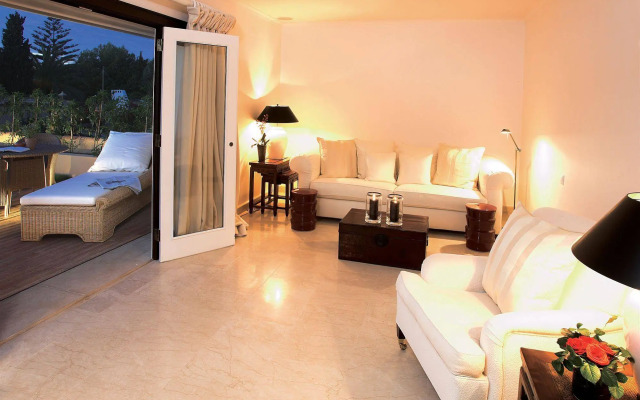 Vila Joya Home, Restaurant & Spa