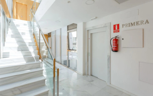 Real Escuela Home Surthy Apartments